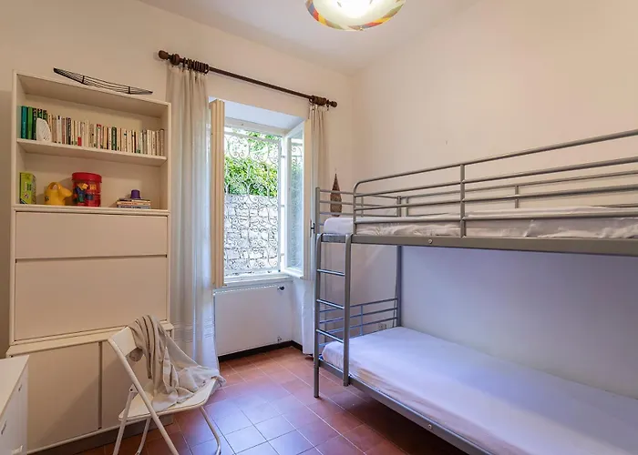 Vintage In Santa Margherita By Wonderful Italy * 산타마르게리타리구레